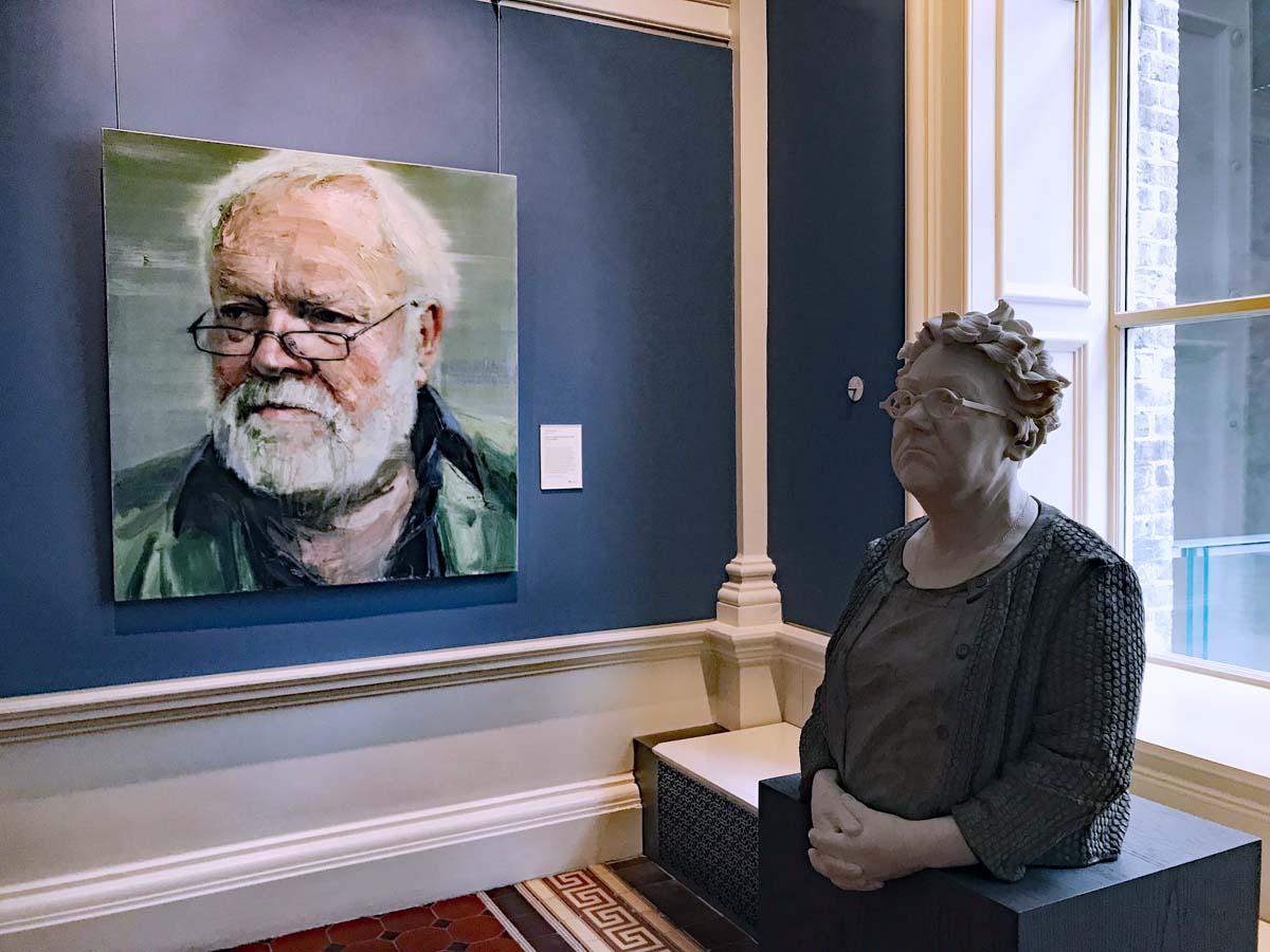 Portret en beeld in National Gallery