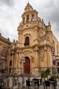 Ragusa, kerk van buiten