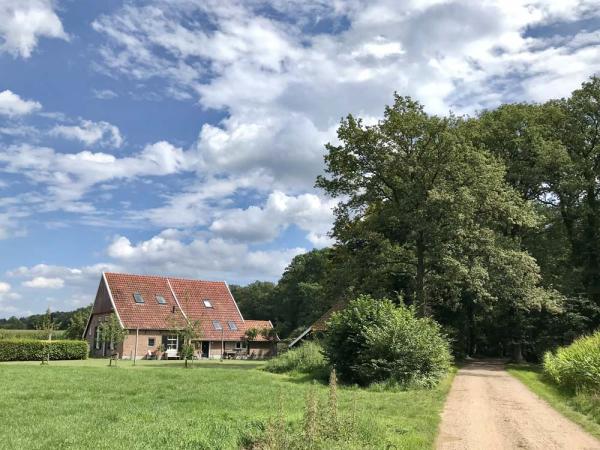 Mondriaanroute boerderij onderweg