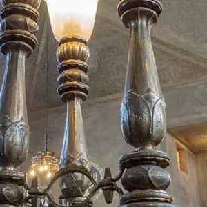 Synagoge detail lamp