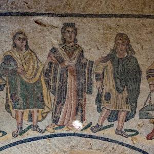 Casale vijf figuren
