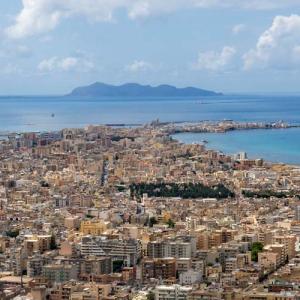 Trapani van boven